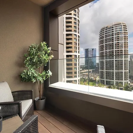 Sky Park Elegant Living - Balcony & Views *