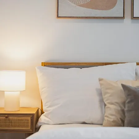 Sky Park Elegant Living - Balcony & Views Apartment Pressburg