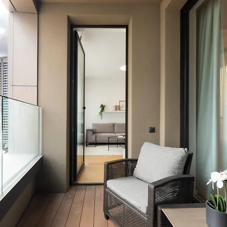 Apartment Sky Park Elegant Living - Balcony & Views *