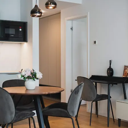 Sky Park Elegant Living - Balcony & Views Apartment *